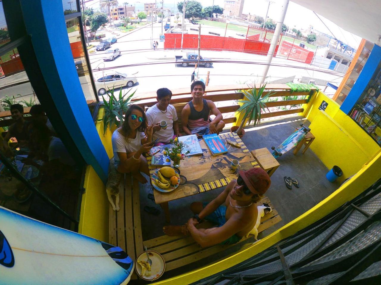 Urcia Surf House Hostel Huanchaco Buitenkant foto