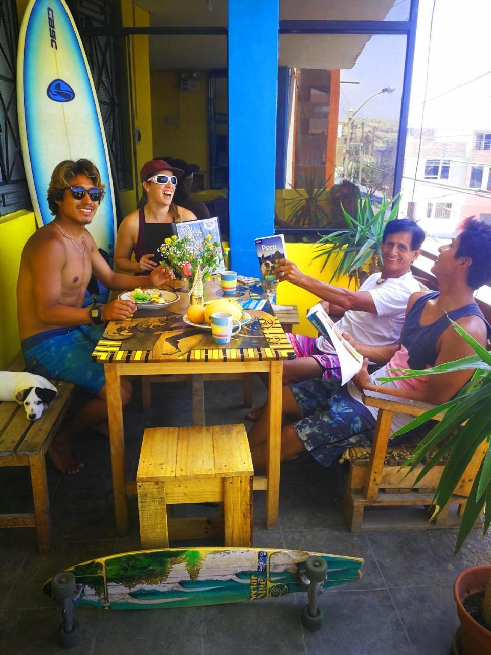 Urcia Surf House Hostel Huanchaco Buitenkant foto