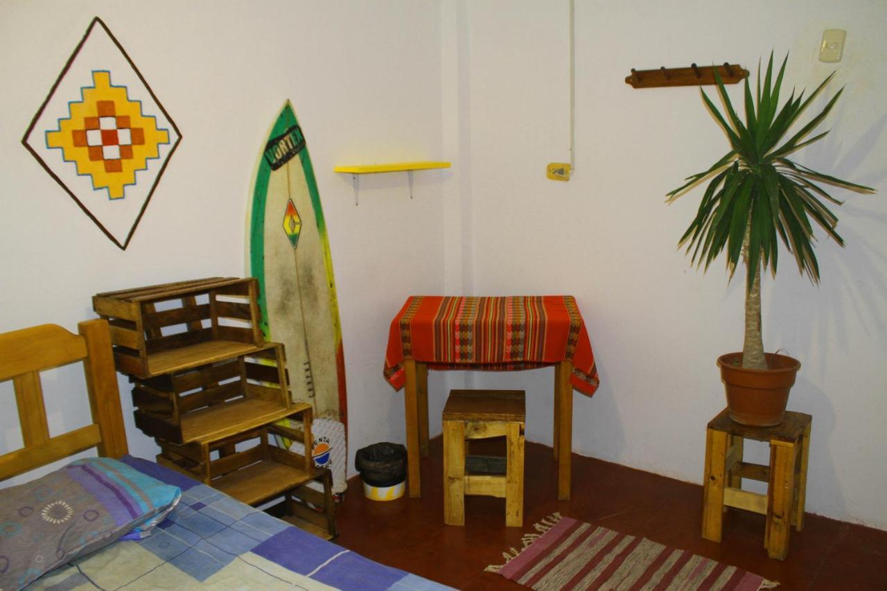 Urcia Surf House Hostel Huanchaco Buitenkant foto