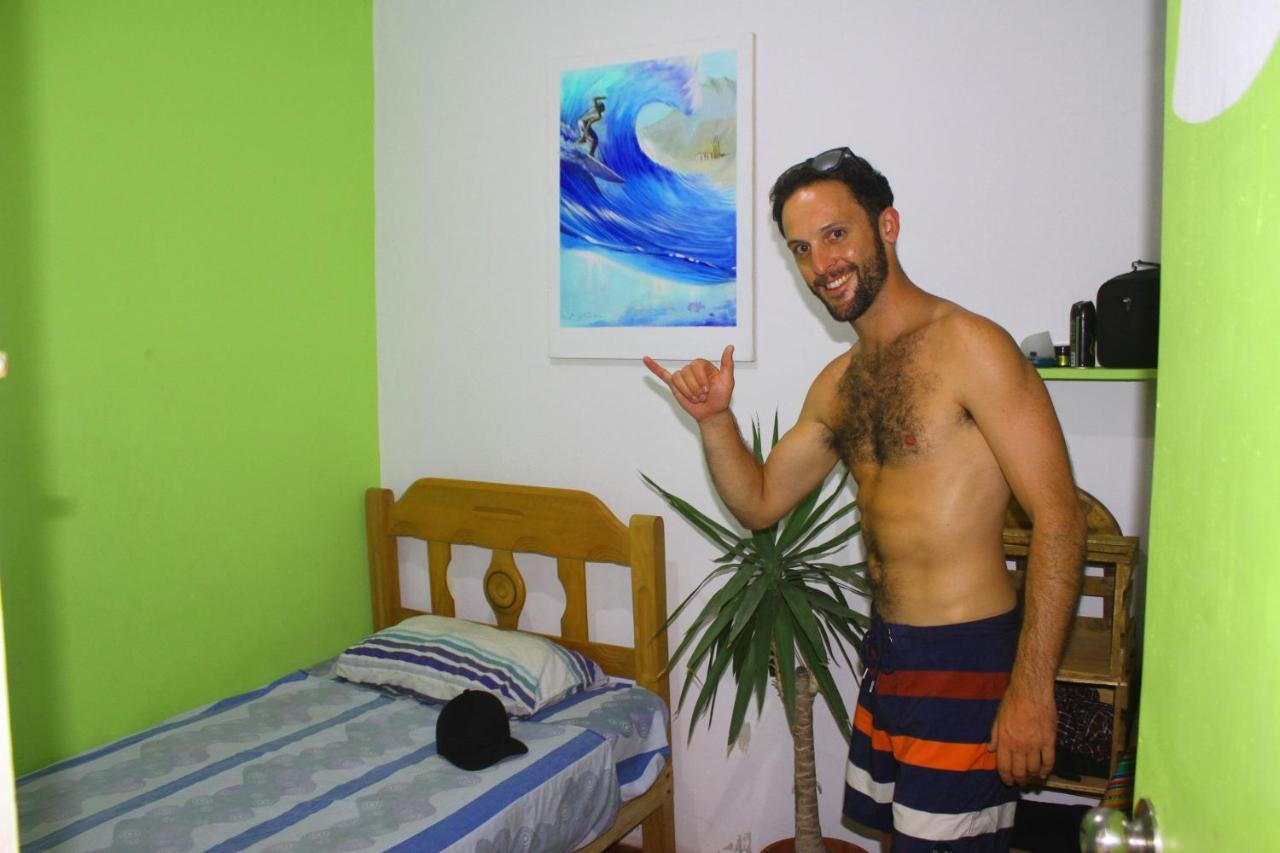 Urcia Surf House Hostel Huanchaco Buitenkant foto